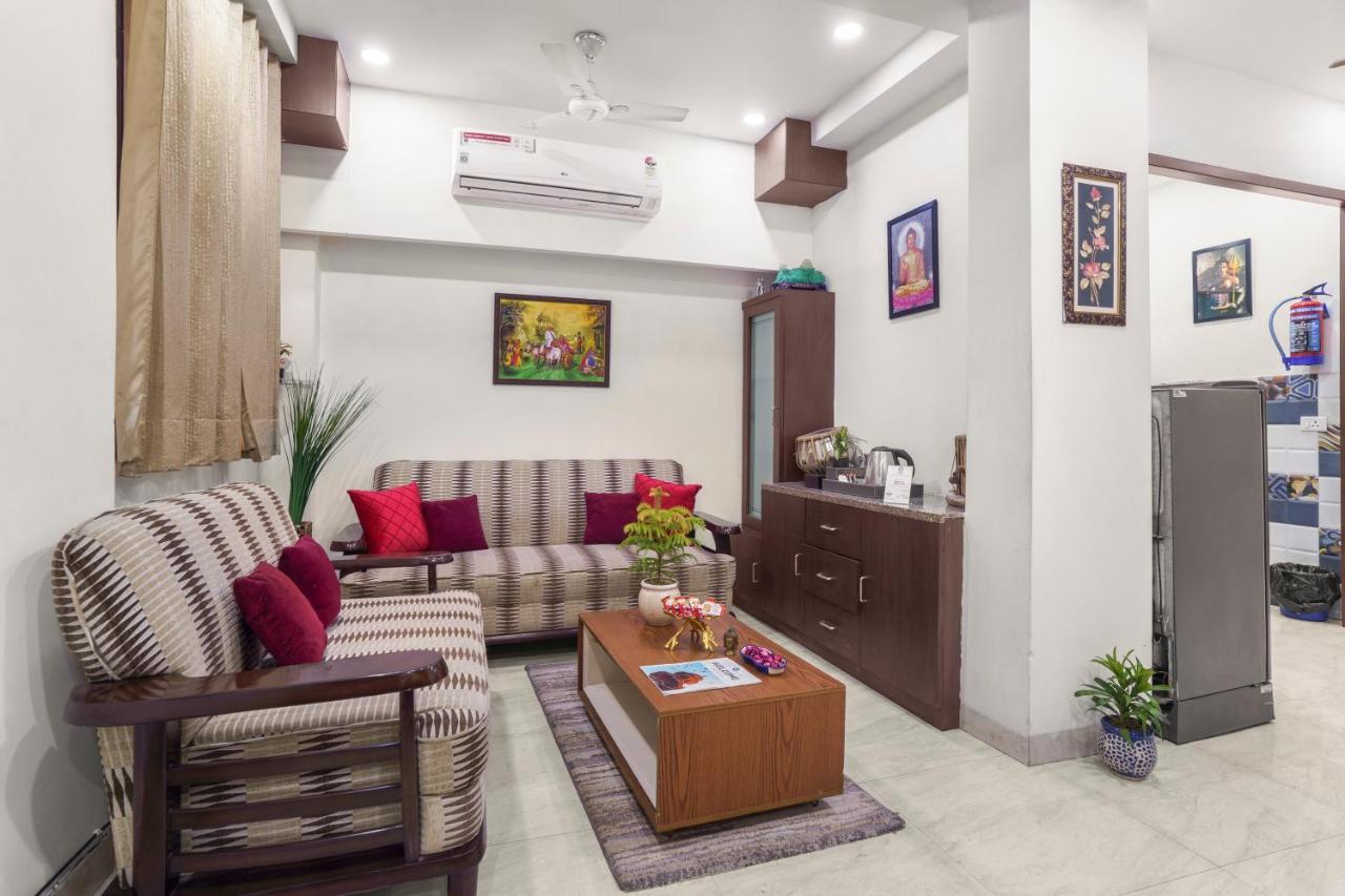 Homlee-Villa Luxury-2Bhk-Anand Vihar-Ramprastha ガーズィヤーバード エクステリア 写真